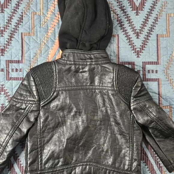 Urban Republic faux leather coat.‎ Size 12M - Picture 4 of 7